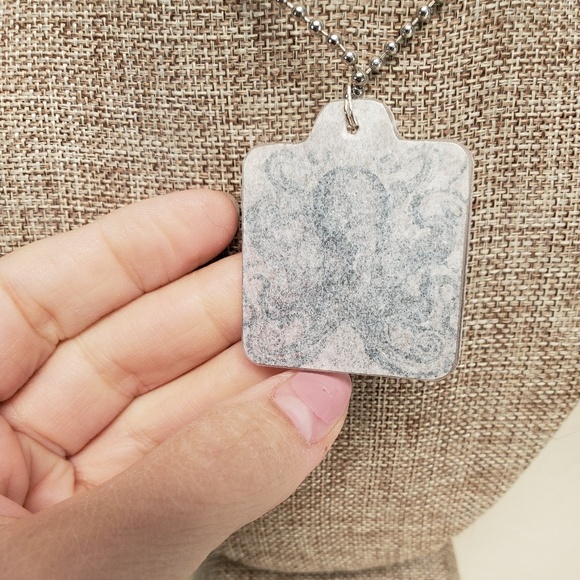 💀4 for $20- Octopus Necklace - Picture 2 of 3